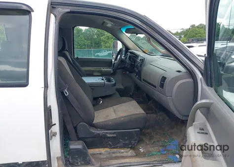 2009 Chevrolet Silverado 2500Hd Work Truck z USA, uszkodzony, nr VIN 1GCHK49K39E141556